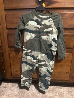 wonder nation Green Camo One-Piece with Olive Sleeves